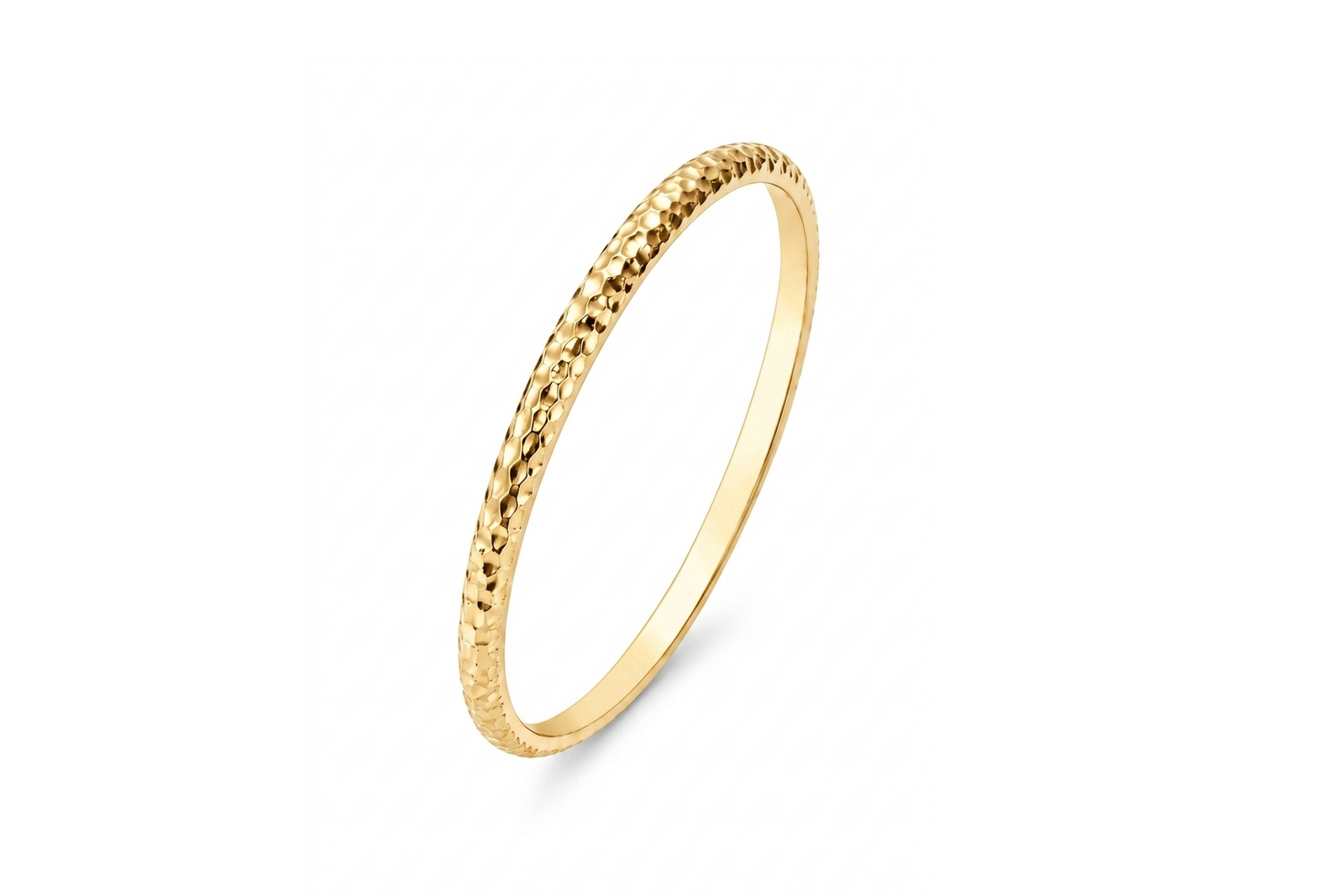 Hammered round bangle