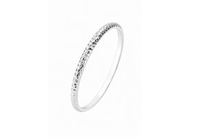 Hammered round bangle