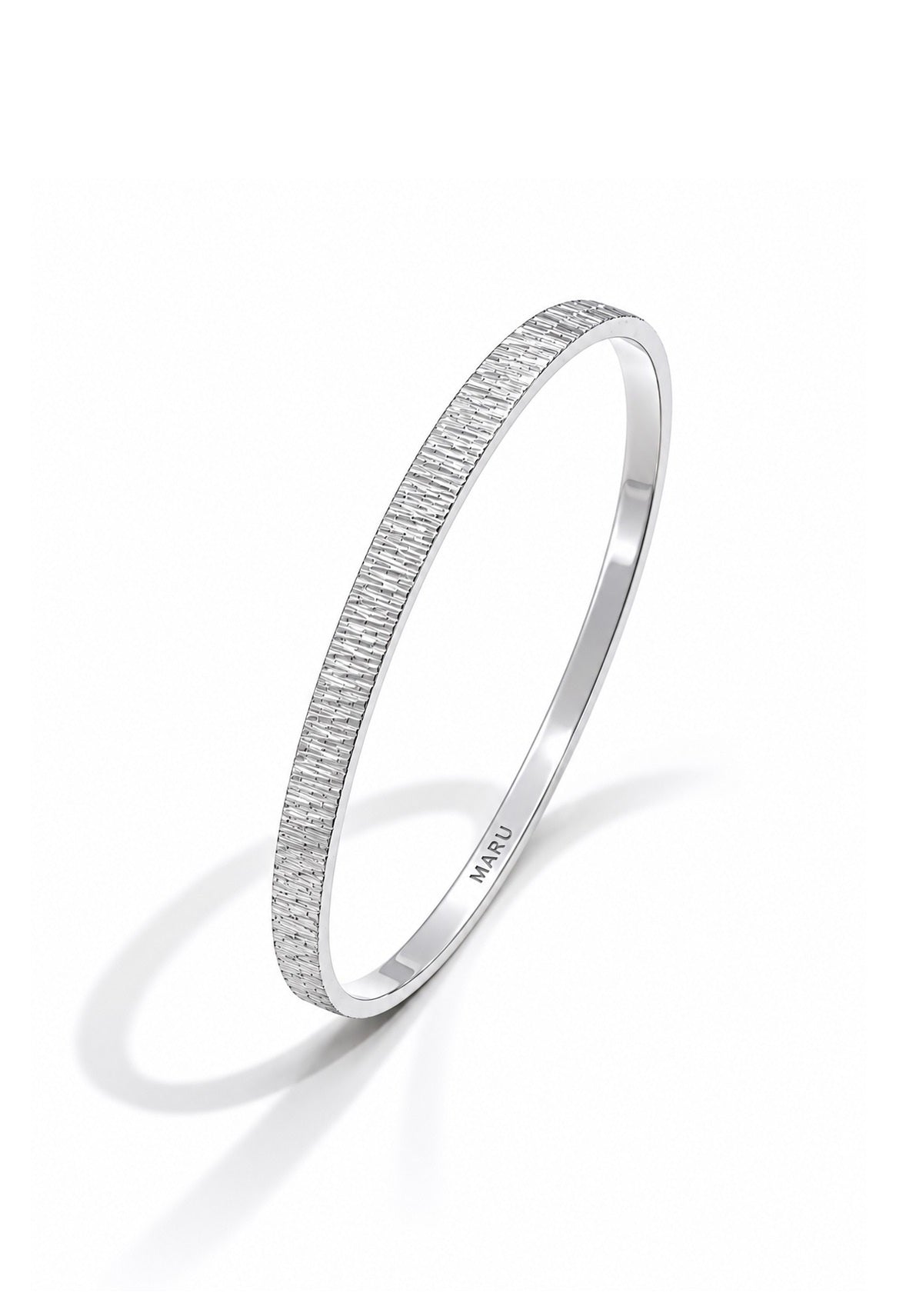 Fine hammered bangle silver