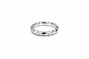 Hammered ring