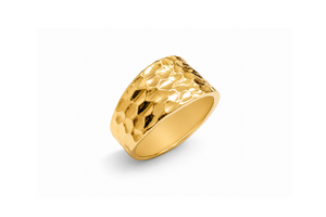Hammered saddle ring