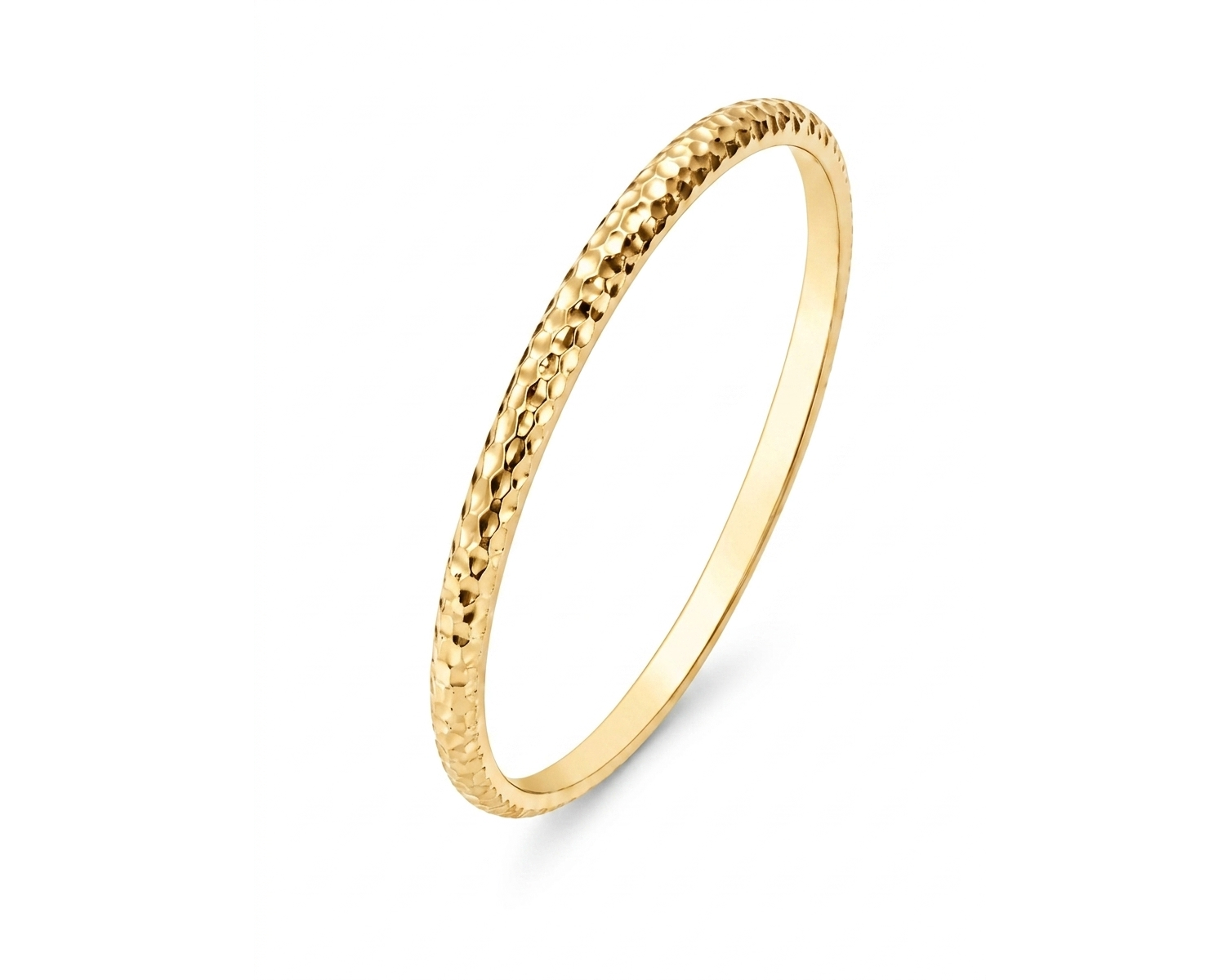 Hammered round bangle